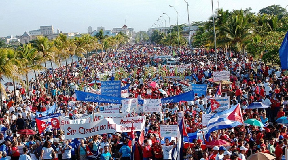 Cienfuegos: Razones para un desfile